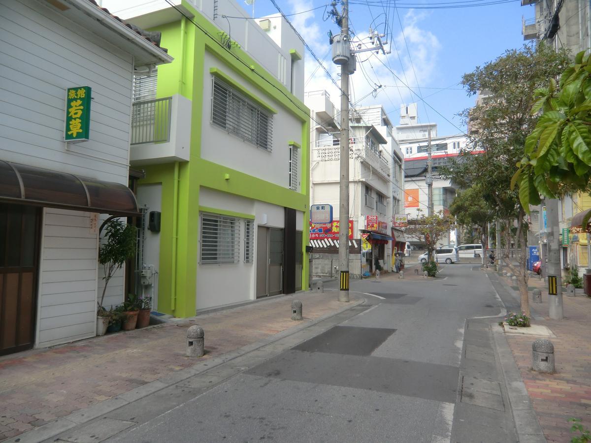 Guest House Kokokara Наха Экстерьер фото